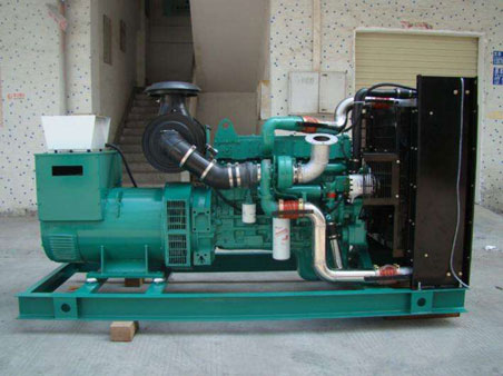 安顺1100kw康明斯柴油发电机组图片 安顺1100kw康明斯柴油发电机组图片